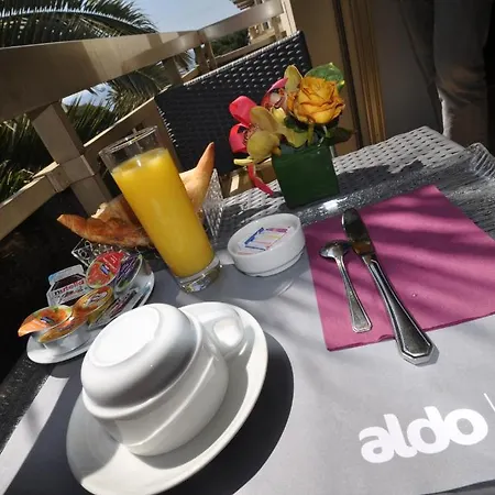 Aldo 호텔 2*